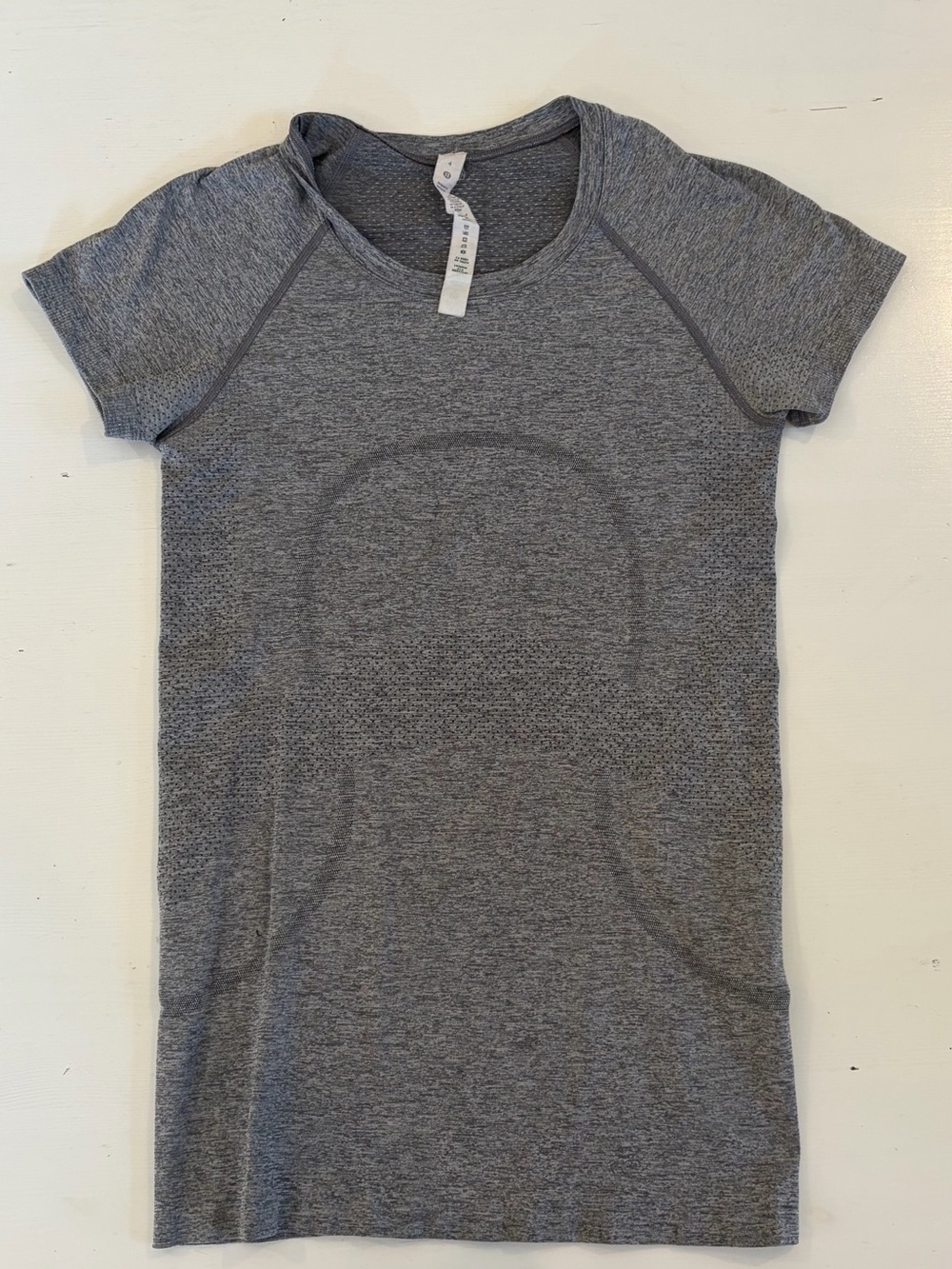 lululemon Swiftly Tech Short-Sleeve Shirt 2.0 Hip Length